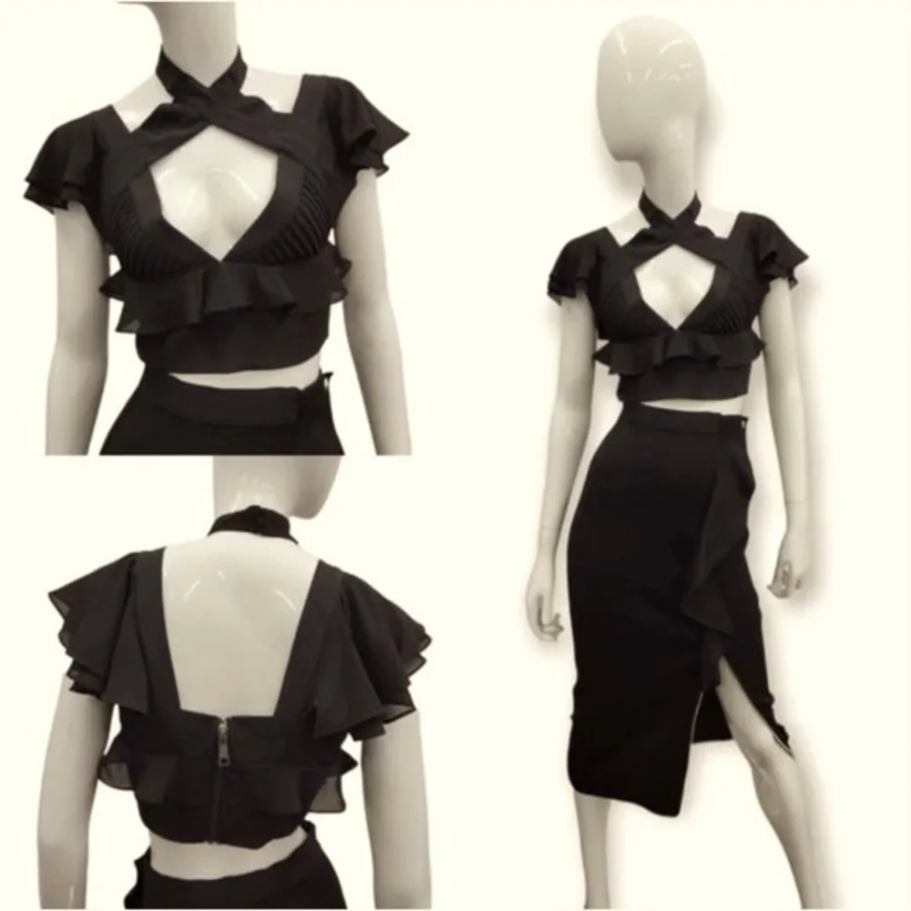 NASTY GAL black ruffled flutter sleeve criss cross halter crop top NWT - Picture 5 of 7